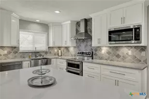 635 Riverside Path, Canyon Lake, TX 78133 - Photo 21