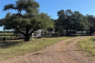 223 Co Rd 303, Bertram, TX 78605 - Photo 3
