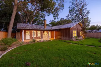 2221 Gruene Road, New Braunfels, TX 78130 - Photo 3