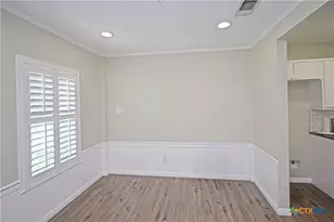 2221 Gruene Rd, New Braunfels, TX 78130 - Photo 29