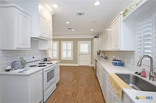 2221 Gruene Rd, New Braunfels, TX 78130 - Photo 13