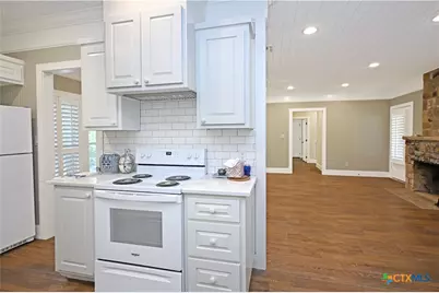 2221 Gruene Road, New Braunfels, TX 78130 - Photo 15
