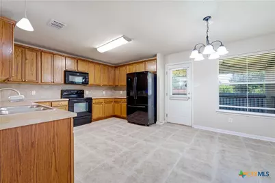 8214 Comanche Pass, Converse, TX 78109 - Photo 15