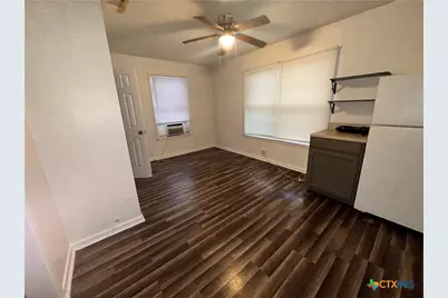 611 S 25th Street, Temple, TX 76504 - Photo 3