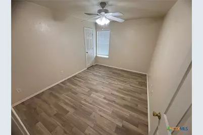 4907 John David Drive #B, Killeen, TX 76549 - Photo 11