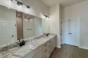409 Magnolia, Troy, TX 76579 - Photo 7