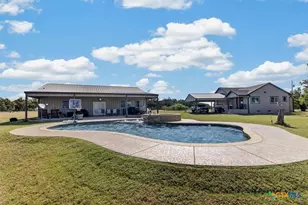 910 Star Ln, Gatesville, TX 76528 - Photo 17