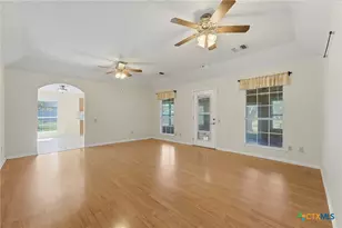 485 Pecan Falls, Canyon Lake, TX 78133 - Photo 7