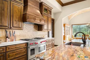 1185 Gruene Rd, New Braunfels, TX 78130 - Photo 7
