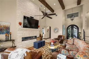 1185 Gruene Rd, New Braunfels, TX 78130 - Photo 3
