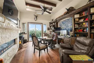 1185 Gruene Rd, New Braunfels, TX 78130 - Photo 11