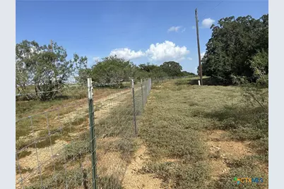 240 Private Road 4601 Road, Waelder, TX 78959 - Photo 3