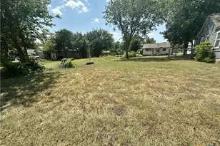 1306 S 47th St, Temple, TX 76504 - Photo 1