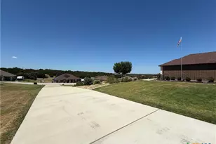 746 Northern Hills Dr, Copperas Cove, TX 76522 - Photo 39