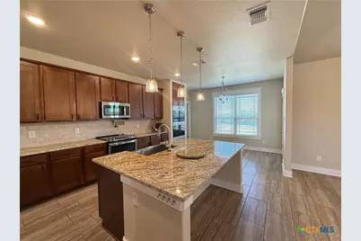 746 Northern Hills Drive, Copperas Cove, TX 76522 - Photo 9