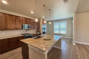 746 Northern Hills Dr, Copperas Cove, TX 76522 - Photo 9