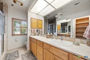 107 Palm Key St, Mcqueeney, TX 78123 - Photo 21
