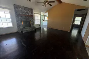 822 Wedgewood Dr, Copperas Cove, TX 76522 - Photo 5