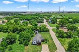 122 Rogers St, McGregor, TX 76657 - Photo 37