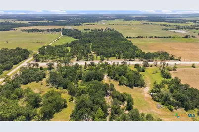 408 Cresent Bend, Cameron, TX 76520 - Photo 11