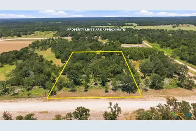 408 Cresent Bend, Cameron, TX 76520 - Photo 1