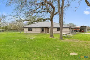 778 Co Rd 123, Edna, TX 77957 - Photo 1