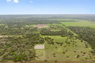 778 Co Rd 123, Edna, TX 77957 - Photo 35