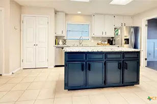 106 Westbrook Dr, Victoria, TX 77904 - Photo 11