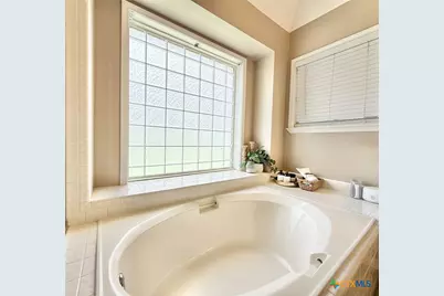 106 Westbrook Drive, Victoria, TX 77904 - Photo 27
