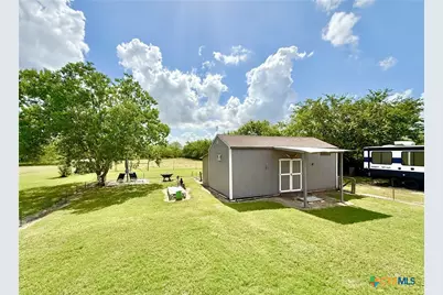 549 County Road 431, Lolita, TX 77971 - Photo 25