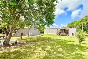 549 Co Rd 431, Lolita, TX 77971 - Photo 21
