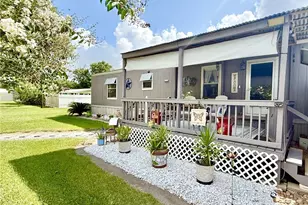 549 Co Rd 431, Lolita, TX 77971 - Photo 5