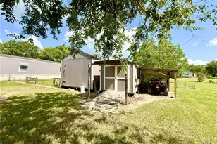 549 Co Rd 431, Lolita, TX 77971 - Photo 27