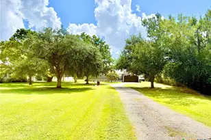 549 Co Rd 431, Lolita, TX 77971 - Photo 31