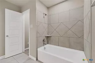 1141 Amber Lk, Seguin, TX 78155 - Photo 13