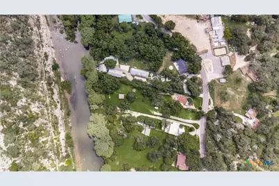 8570 River Road, New Braunfels, TX 78132 - Photo 13