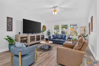 485 Rosemellow Street, New Braunfels, TX 78132 - Photo 5