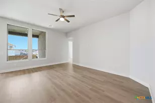 1106 Neria Loop, San Antonio, TX 78224 - Photo 9