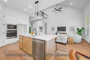 1010 Thiele St, San Antonio, TX 78224 - Photo 3