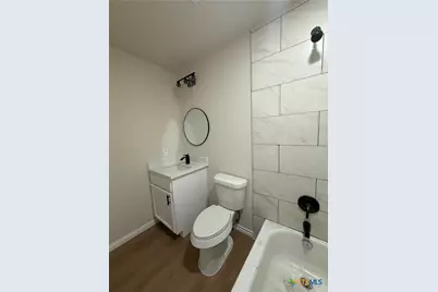 1110 W Calhoun Avenue, Temple, TX 76504 - Photo 13
