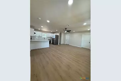 1110 W Calhoun Avenue, Temple, TX 76504 - Photo 11