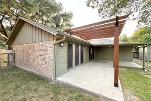 220 Navajo Dr, Victoria, TX 77904 - Photo 35