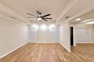 220 Navajo Dr, Victoria, TX 77904 - Photo 11