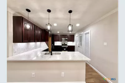 220 Navajo Drive, Victoria, TX 77904 - Photo 13