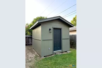 220 Navajo Drive, Victoria, TX 77904 - Photo 39