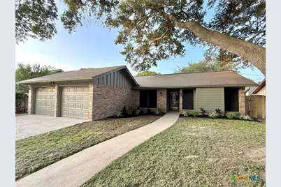 220 Navajo Drive, Victoria, TX 77904 - Photo 1