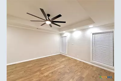 220 Navajo Drive, Victoria, TX 77904 - Photo 3