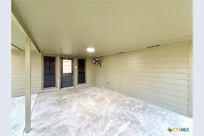 220 Navajo Drive, Victoria, TX 77904 - Photo 37