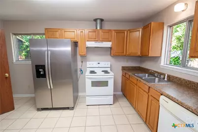 409 Oak Street, Copperas Cove, TX 76522 - Photo 3