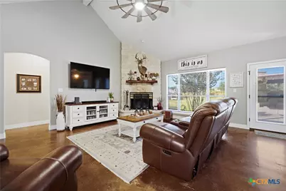 1413 Country Hills Drive, La Vernia, TX 78121 - Photo 19